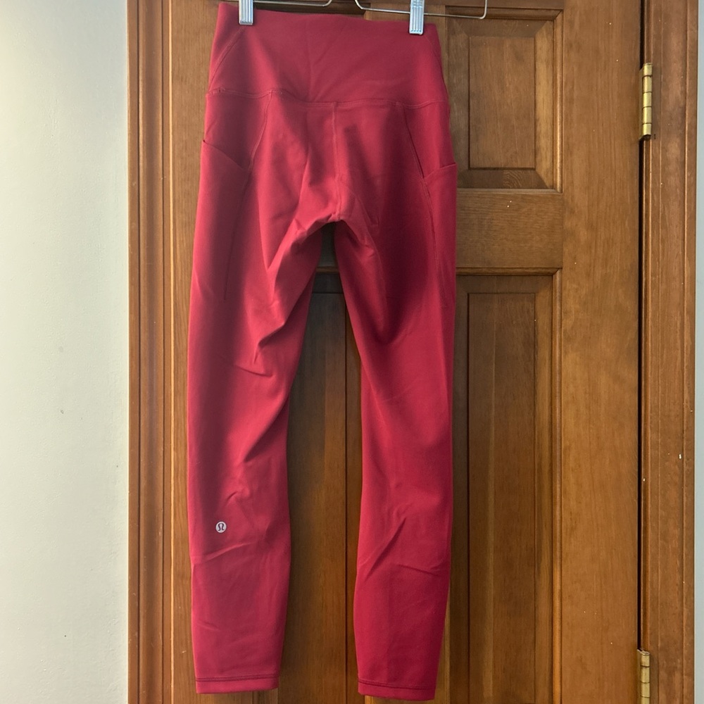 rose colored lululemon leggings size 6 (fit a bit tighter) - Picture 2 of 4